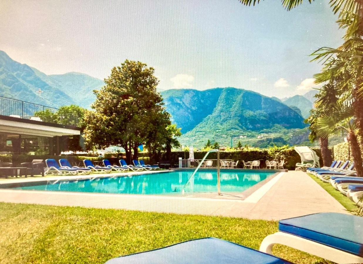 Appartamento Miranda Con Giardino Privato E Pool Extérieur photo